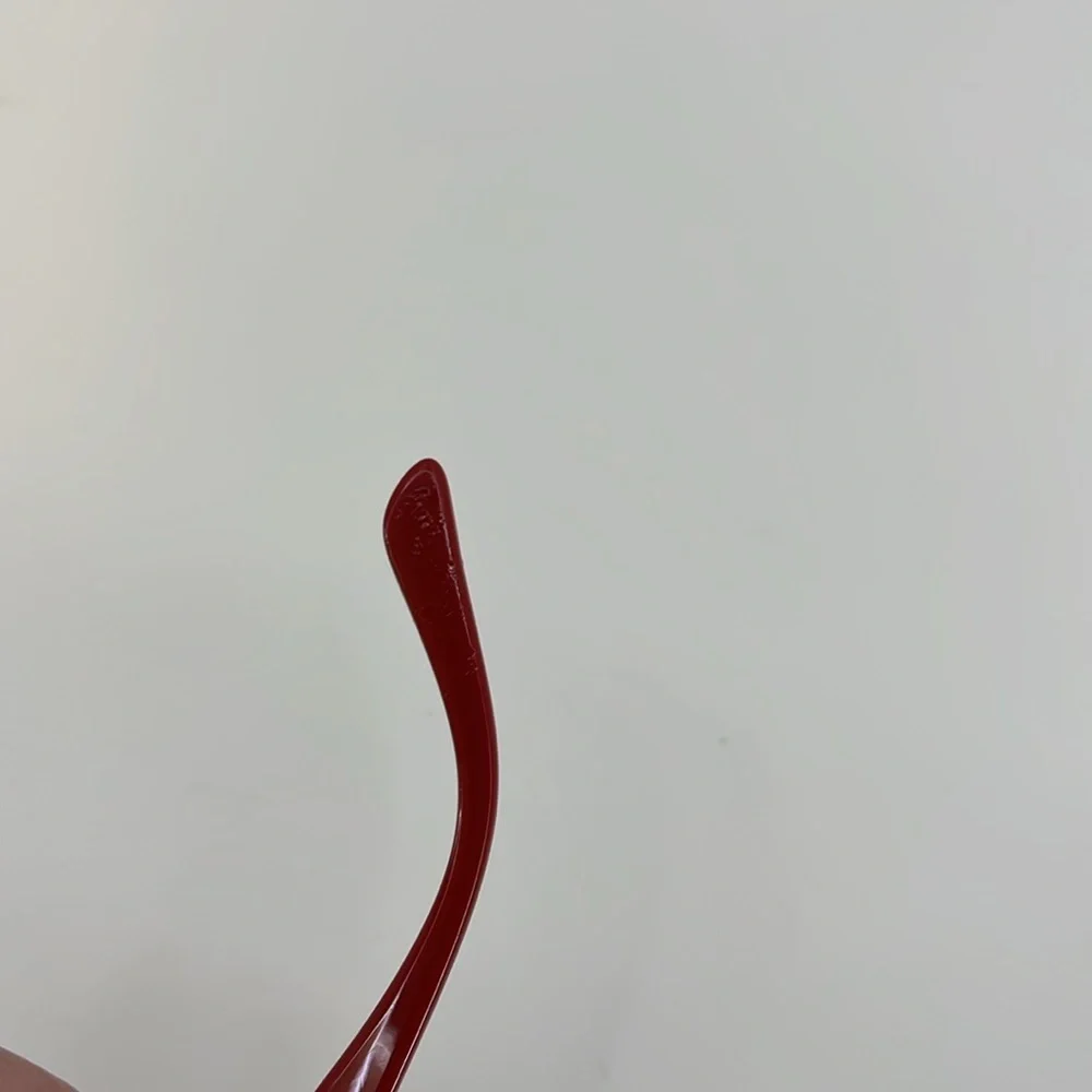 Ray-Ban used ray